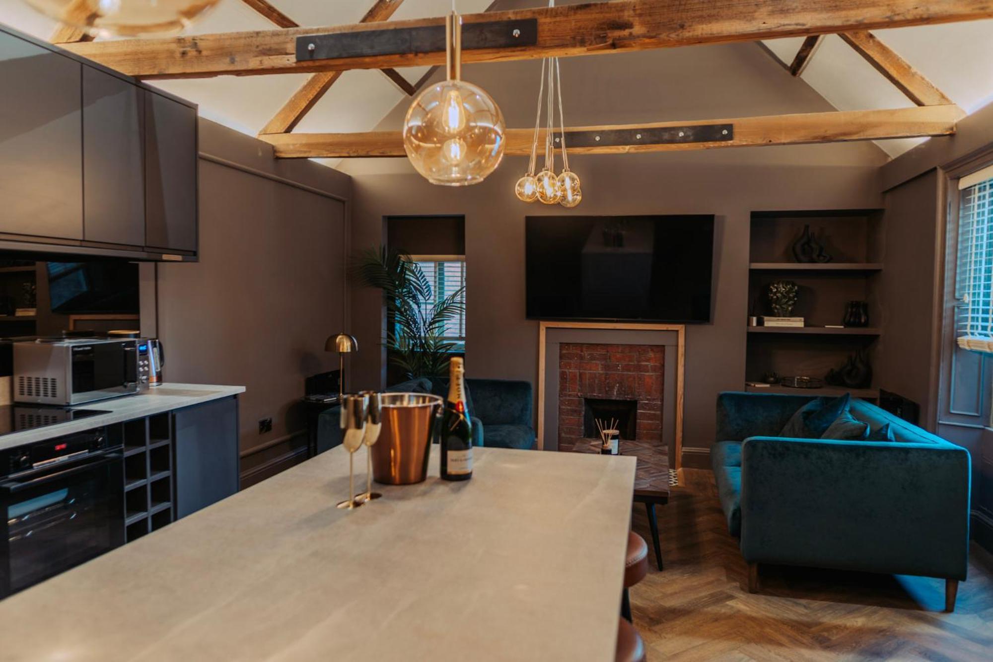 Magistrates Penthouse Suite - Town Centre Apartments With Spa Morpeth Bagian luar foto